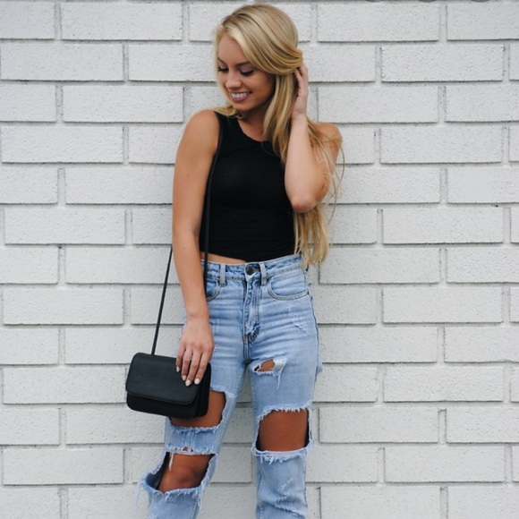 Brandy Melville Tops - NWOT Brandy Melville tank top